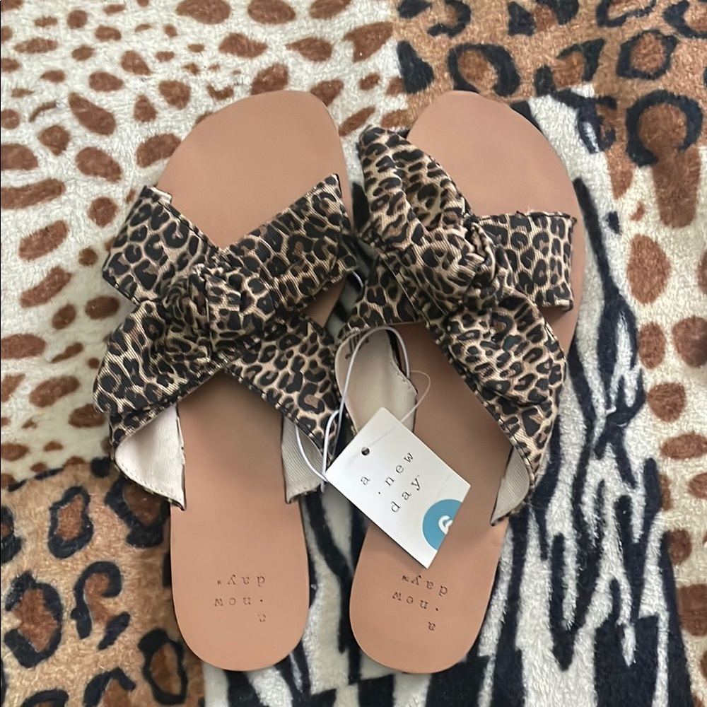Leopard Print Bow Sandals